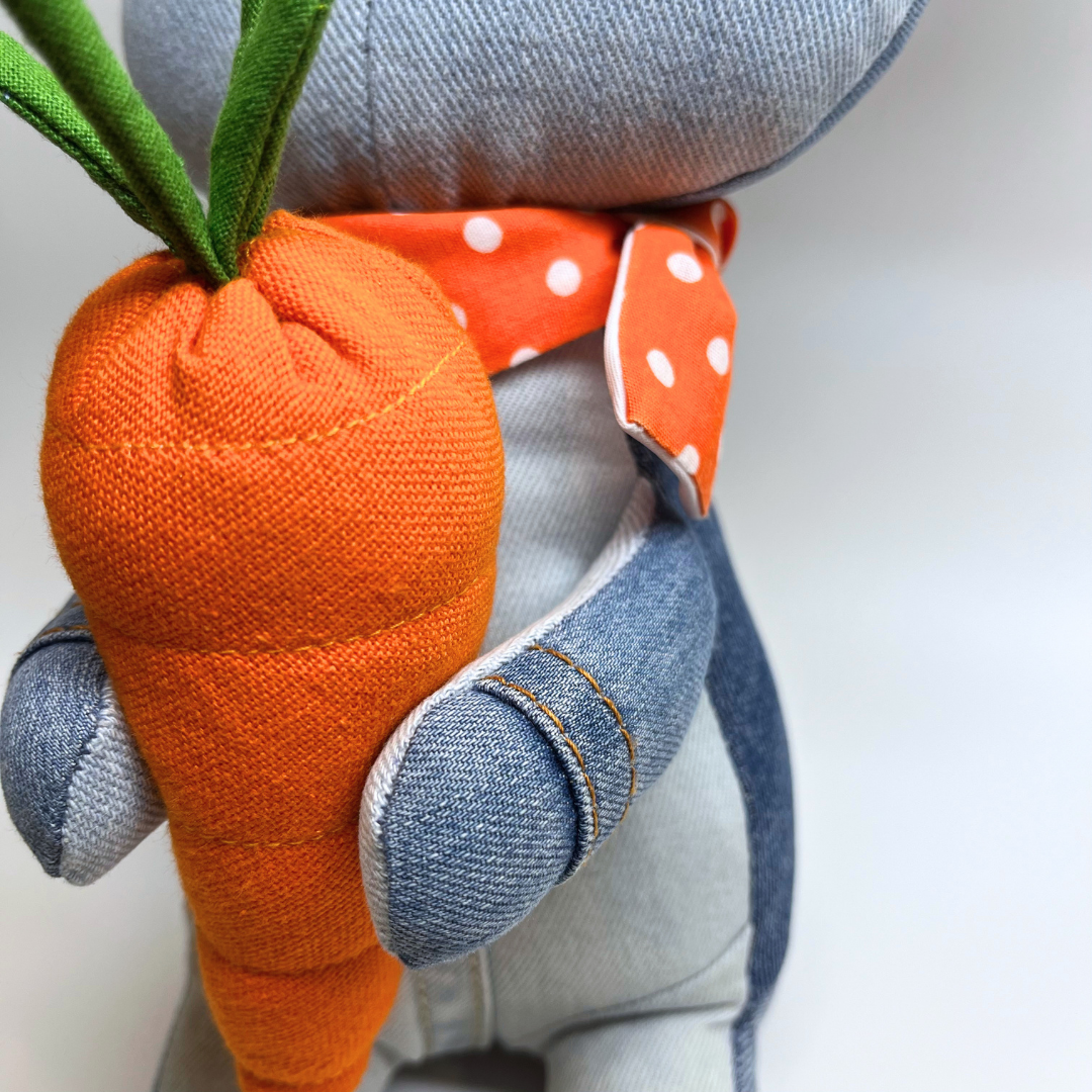 Pun-Pun Rabbit Plus - Size S